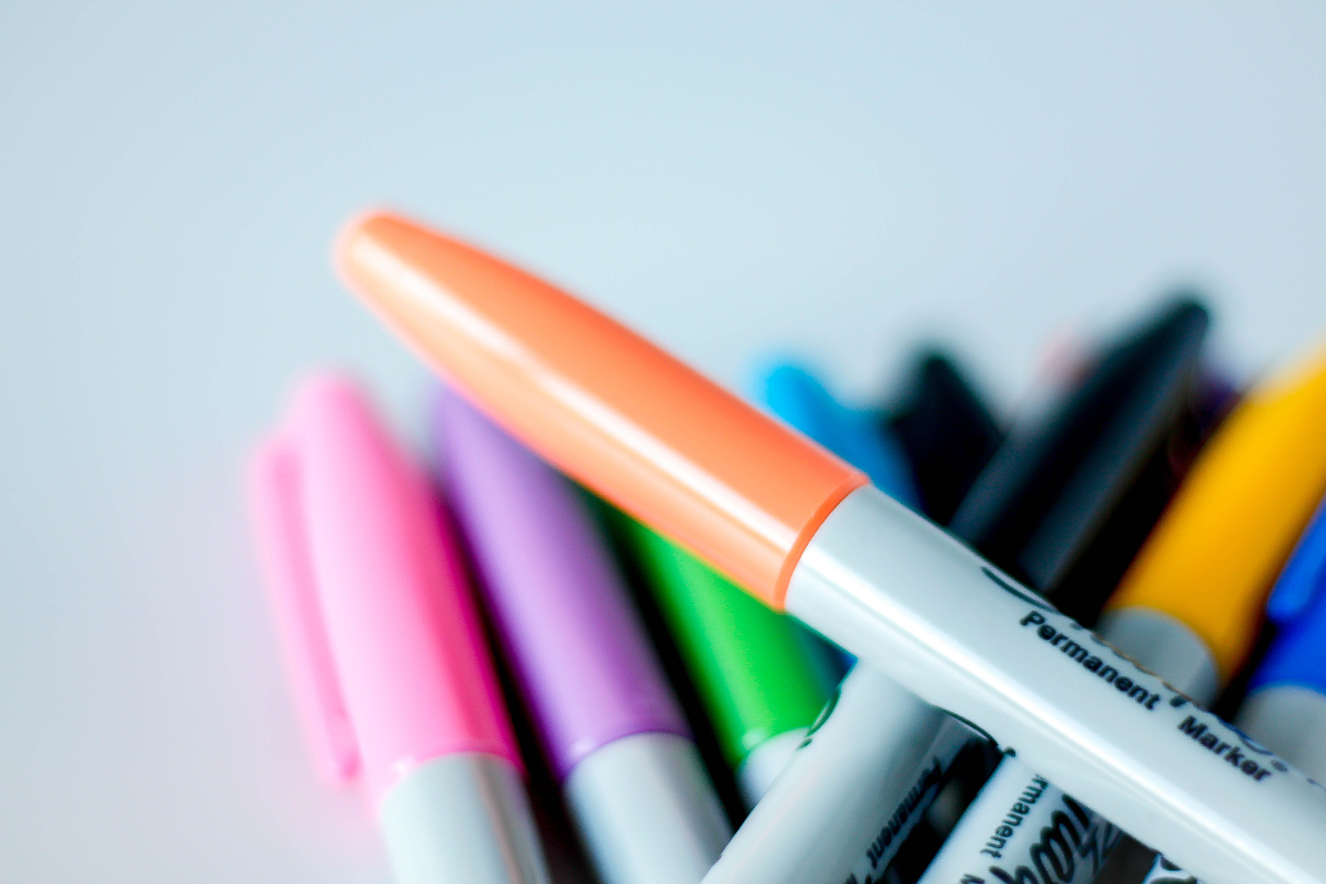 Цвет pen. Ручки HD. Карандаши лекарственная форма. 3 Цветных ручки. Color point карандаш.