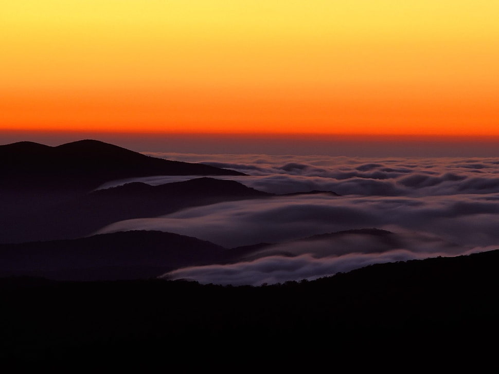 mountain during sun set HD wallpaper