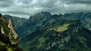 mountain rage view during daytime HD wallpaper