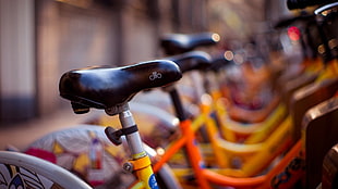yellow step-through frame bicycle, bicycle, blurred, depth of field, urban HD wallpaper