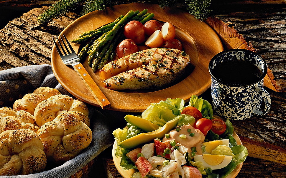 assorted cooked food on table HD wallpaper
