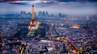 Eiffel Tower Paris, France HD wallpaper