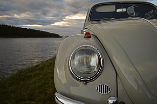 white Volkswagen Beetle, Volkswagen, Volkswagen Beetle, vintage, Headlights