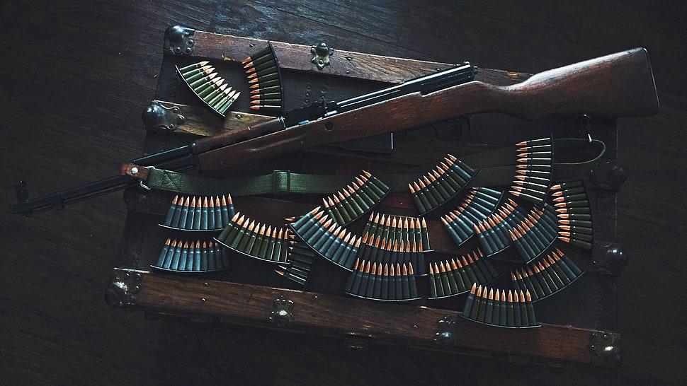 brown and black sniper rifle, gun, SKS, stripper clip, ammunition HD wallpaper