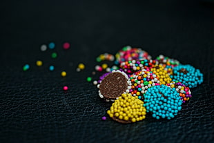 red, green, and blue beaded bracelet, photography, macro, chocolate, colorful HD wallpaper