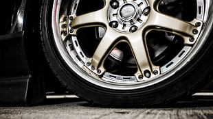 grey metal vehicle wheels and tire, rims, car
