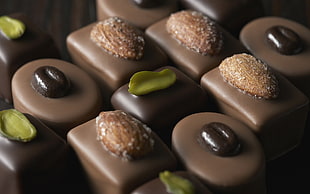 closeup photo of chocolate bars