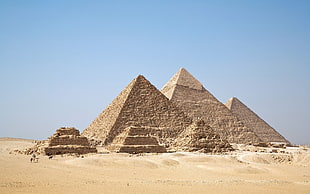 Pyramid of Giza, Egypt, pyramid, sand, Egypt, landscape HD wallpaper