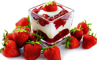 layered strawberry jam HD wallpaper
