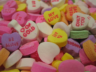 heart shapes Gold candies