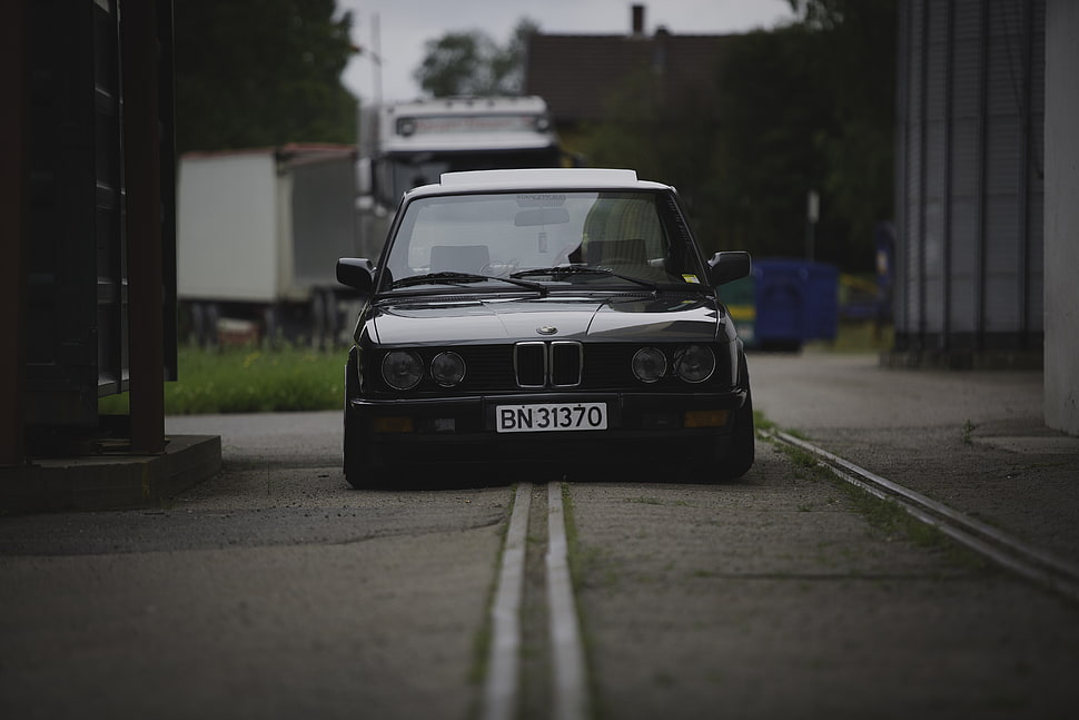 black BMW car, BMW E28, BMW, car, vehicle HD wallpaper