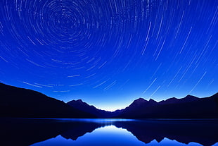 wind spin during night time illustration, bowman lake, montana HD wallpaper