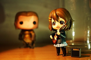 brown haired anime female character doll, guitar, miniatures, K-ON!, Hirasawa Yui HD wallpaper