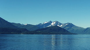 body of water, mountains, lake, water