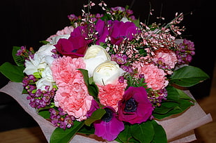closeup photo of bouquet of varieties of flowers