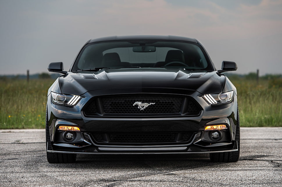 black Ford Mustang HD wallpaper