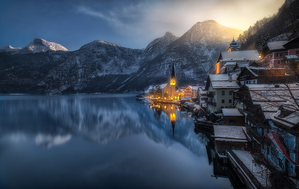 white concrete house, reflection, mountains, cityscape, Hallstatt HD wallpaper