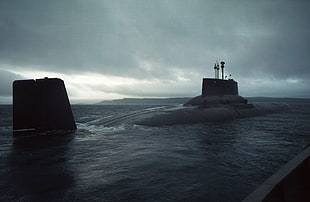 black and white floor lamp, Russian Army, nuclear submarines, submarine, Project 971 sub./Akula