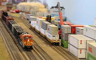 trains and containers toy set HD wallpaper