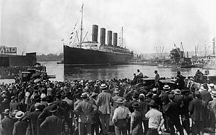 grayscale photograph of Titanic, Titanic, vintage, ship, people