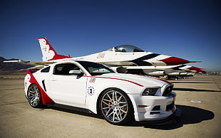 white and red Ford Mustang coupe, car, Ford, Ford Mustang, General Dynamics F-16 Fighting Falcon