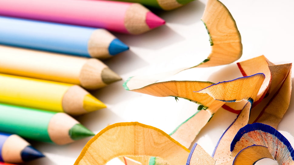 assorted-color pencil photo HD wallpaper
