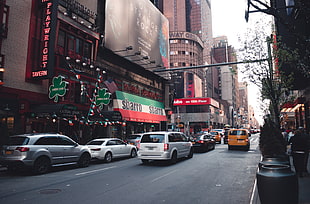 silver minivan, photography, urban, pub, New York City HD wallpaper