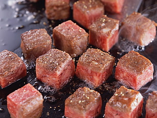 grilled cube meat HD wallpaper