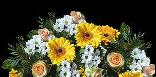 yellow, green, and beige Flower bouquet