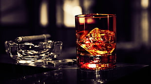 clear rock glass cup, alcohol, ice cubes, cigars, smoking HD wallpaper