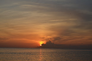 large calm body of water during golden hour, sunset, water, sky, clouds HD wallpaper