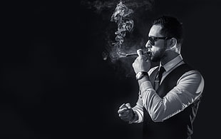 man smoking cigar HD wallpaper