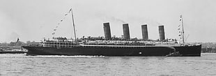 black cruise ship, cruise ship, monochrome, RMS Lusitania, vintage