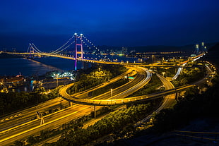 bridge during nightime photo HD wallpaper