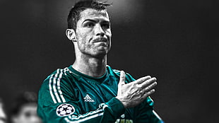 men's green adidas crew-neck shirt, Cristiano Ronaldo, Real Madrid, selective coloring HD wallpaper