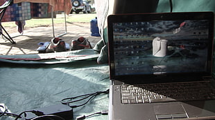 black and gray laptop computer, abstract, Lenovo, Windows 7, tent