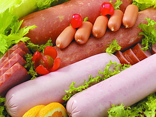 closeup photo of sausages