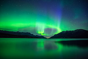 green Aurora lights, landscape, nebula, reflection, mountains