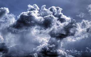 photo of cumulus nimbus cloud