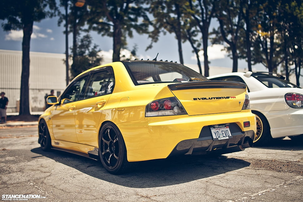 yellow sedan, car, JDM, Mitsubishi, Mitsubishi Lancer HD wallpaper