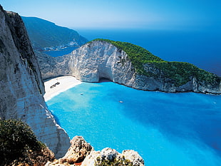 ocean surrounded with mountain, island, Greece, Greek, beach HD wallpaper