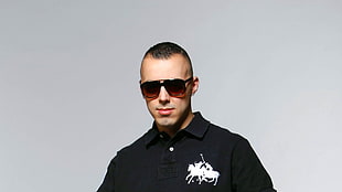 men's black polo shirt HD wallpaper