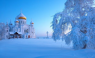white concrete chapel, Russia, winter, snow, Ural