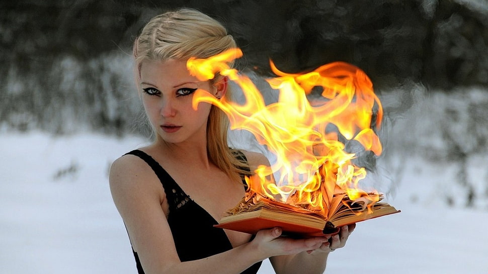 women's black spaghetti strap top, blonde, fire, books, green eyes HD wallpaper