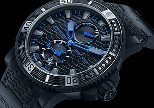 round black and blue Monaco 2010 chronograph watch