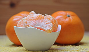 sliced three oranges
