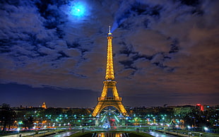 Eiffel Tower, Paris France HD wallpaper