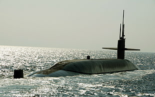 gray submarine, submarine, sea