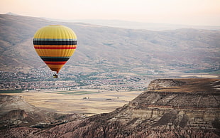 yellow, black, and red hot air balloon, nature, hot air balloons, landscape, Turkey HD wallpaper