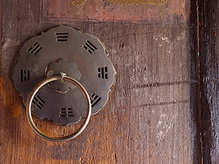 brown metal door knocker